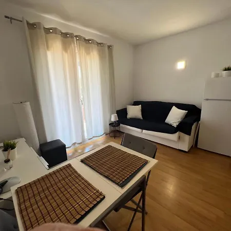 Estudio Cala Canyelles Apartamento *